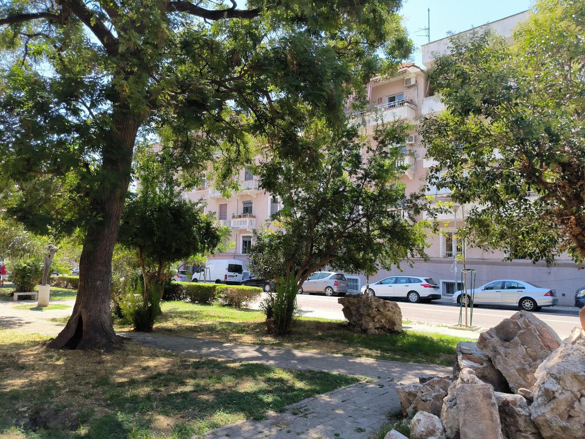 Lukas Apartament Vollga Durrës Exterior foto